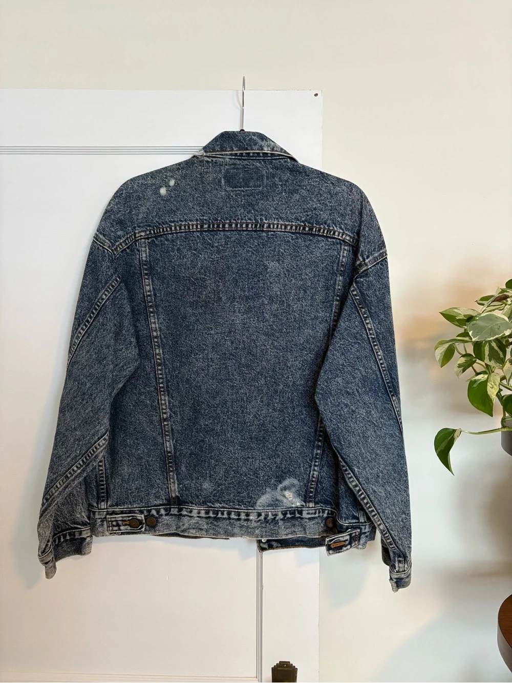 Vintage Levi’s Denim Jacket - Picture 3 of 7